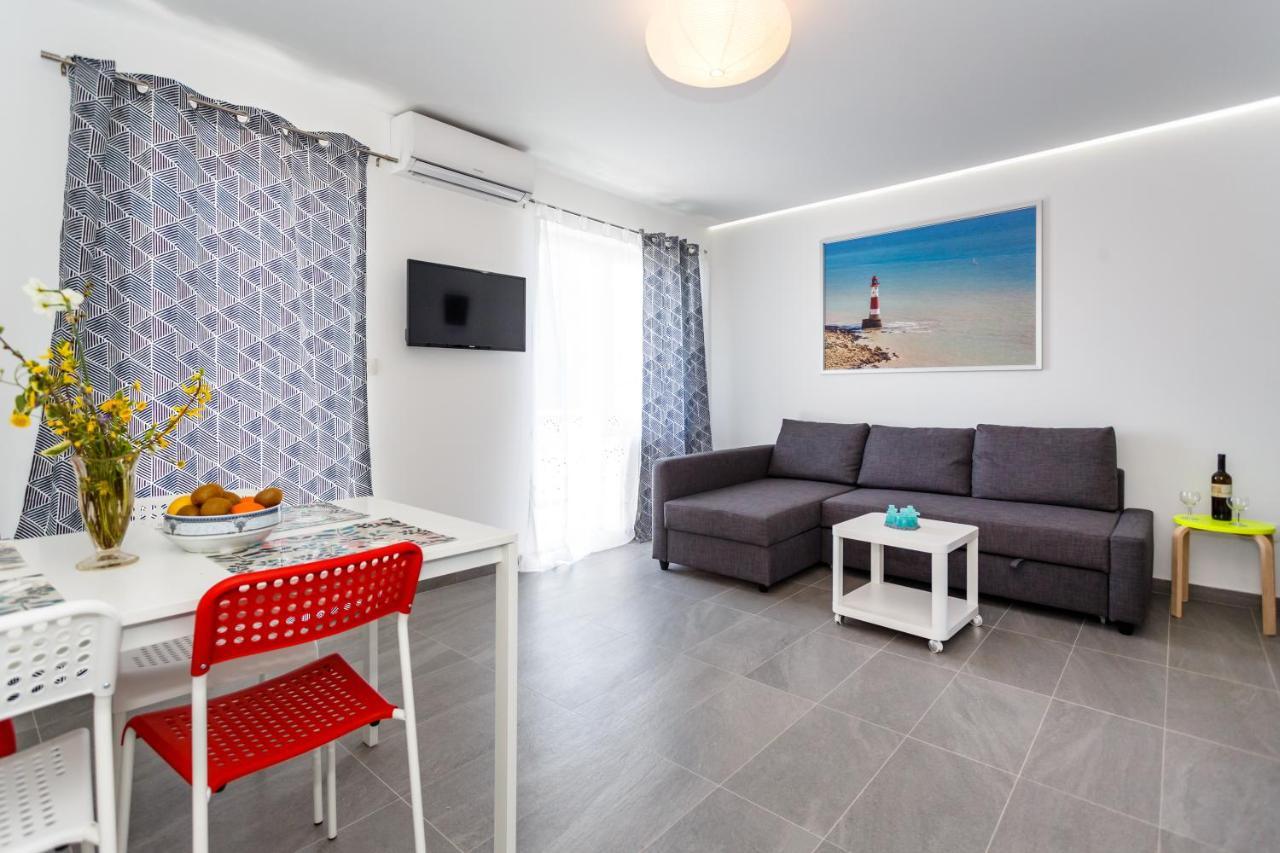 Golden Island Apartments Крк Екстер'єр фото