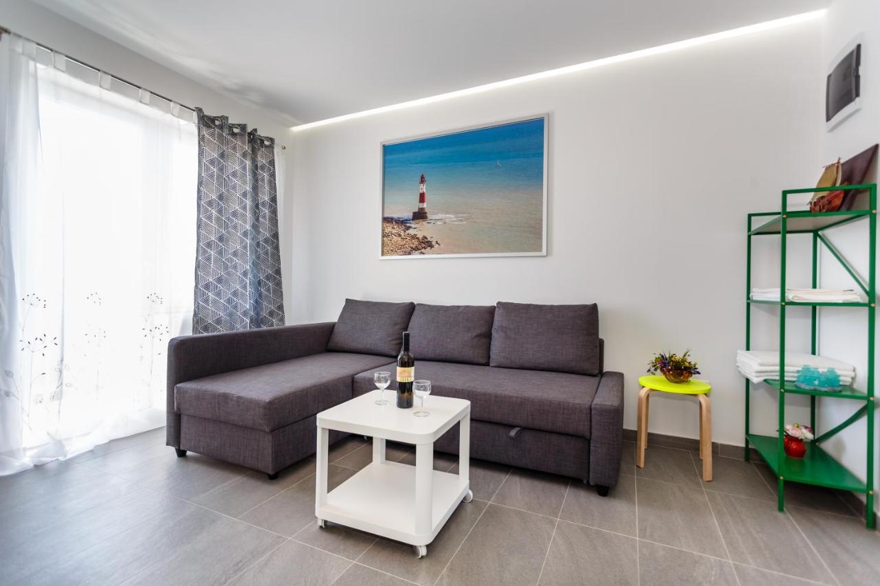 Golden Island Apartments Крк Екстер'єр фото