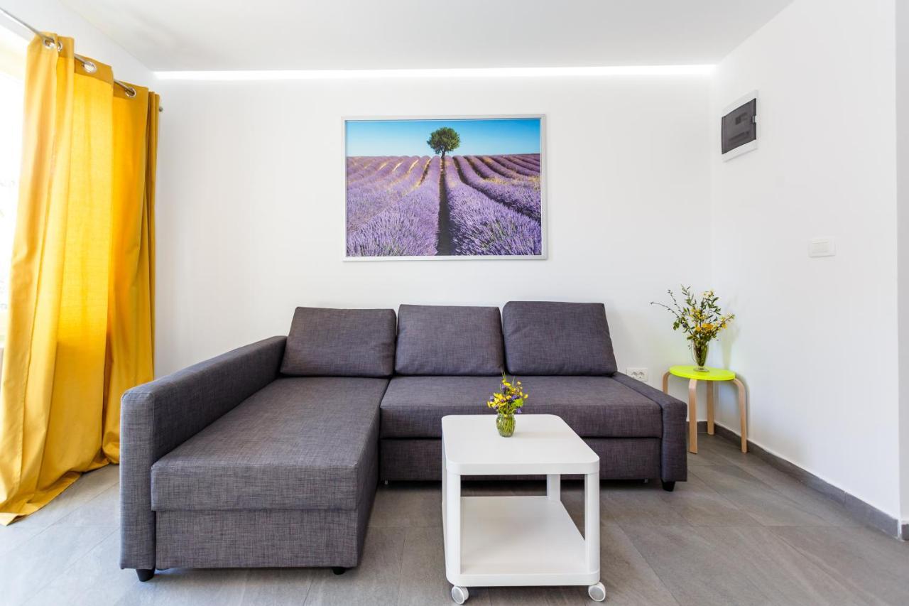 Golden Island Apartments Крк Екстер'єр фото