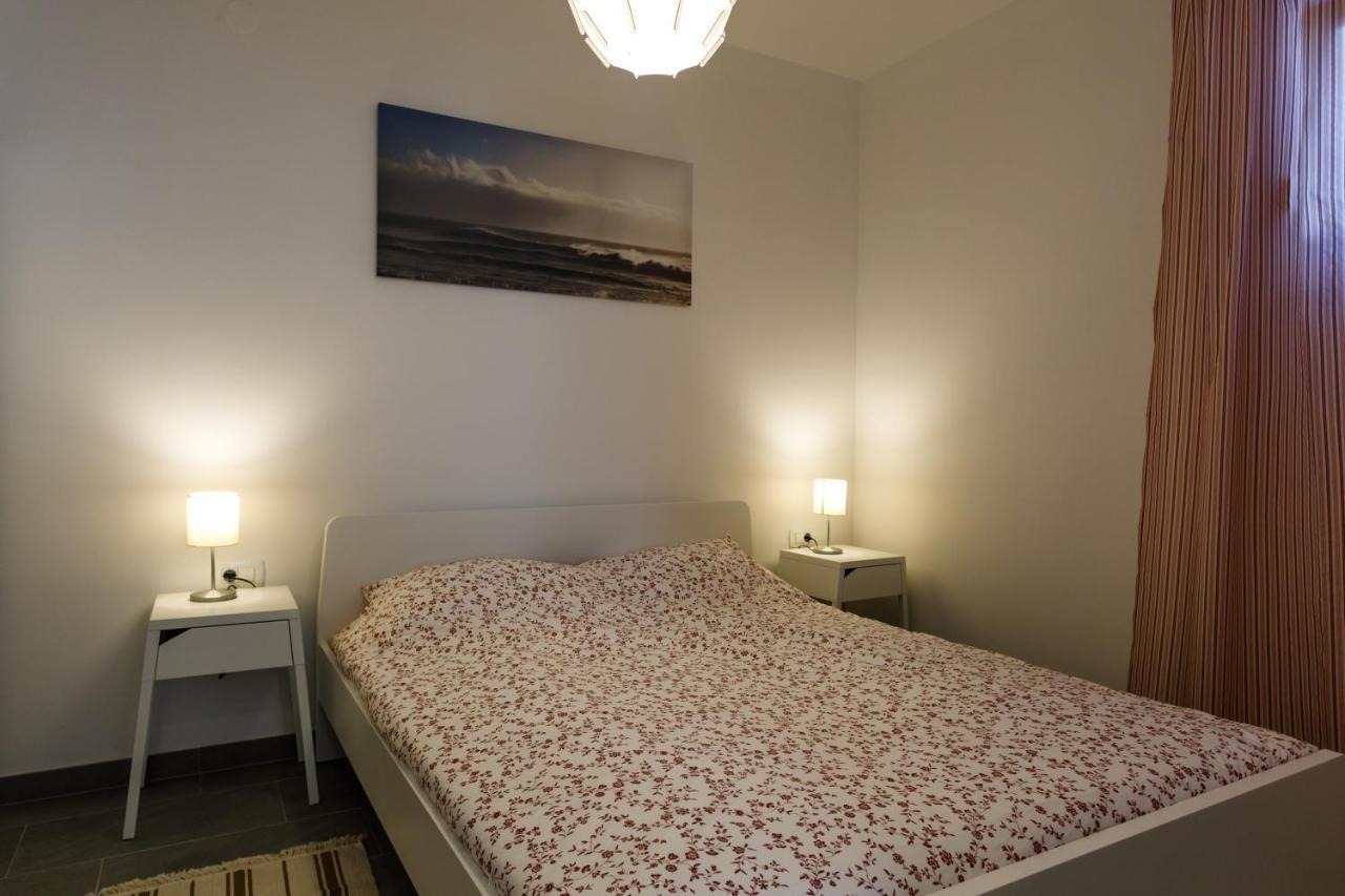 Golden Island Apartments Крк Екстер'єр фото