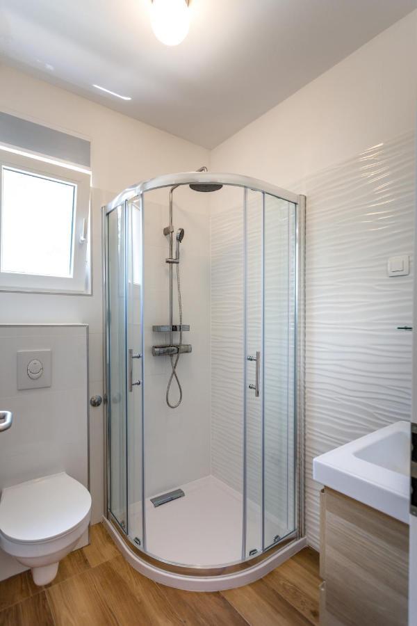 Golden Island Apartments Крк Екстер'єр фото