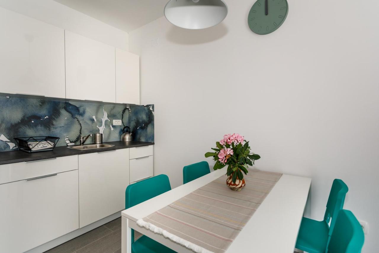 Golden Island Apartments Крк Екстер'єр фото
